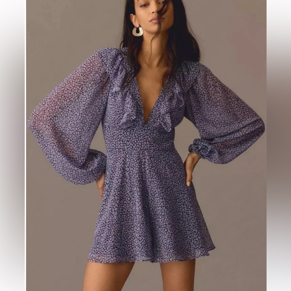Hutch Deep V Nck Floral Romper Shorts Full Long Sleeves M